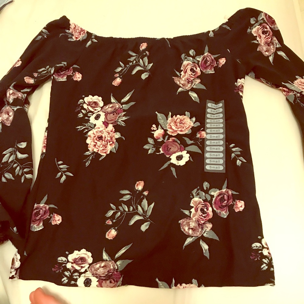 Off the solder flower shirt